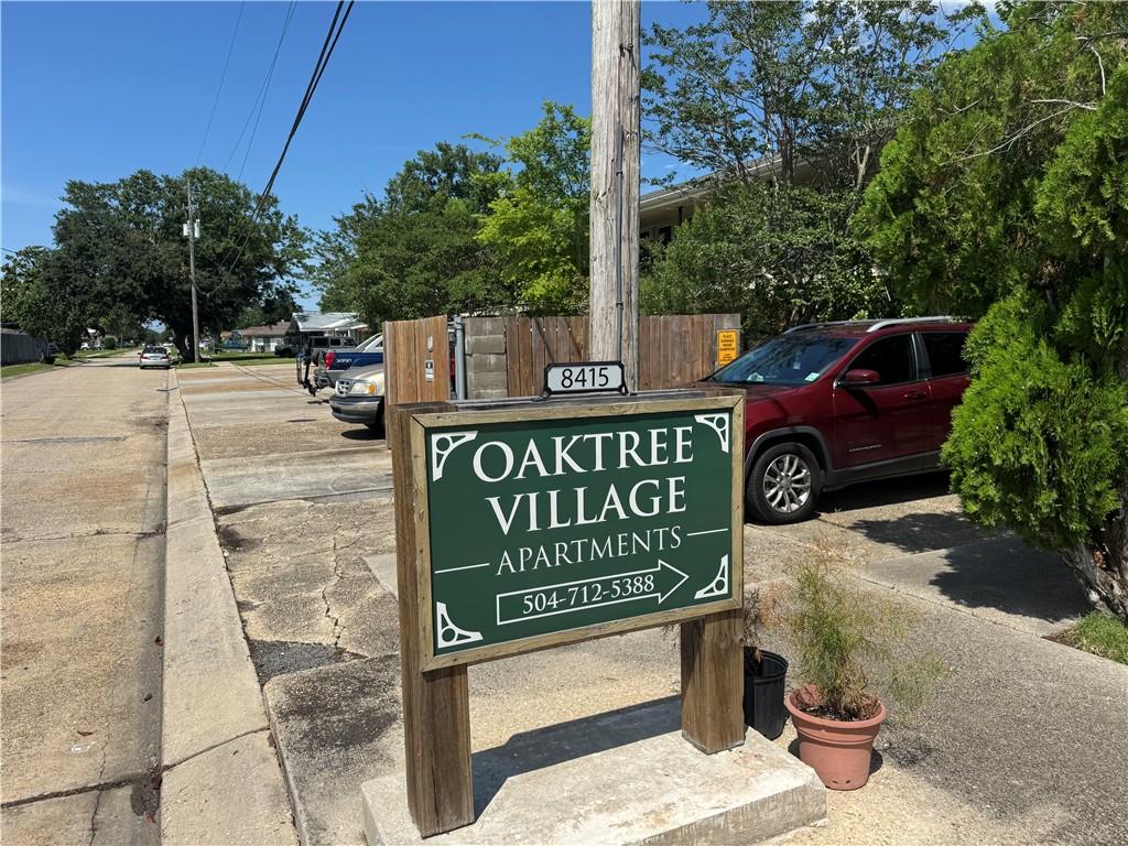 8415 Airline Drive B9 — photo