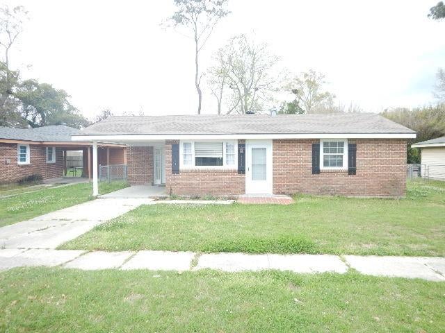 3069 Effie Street — photo