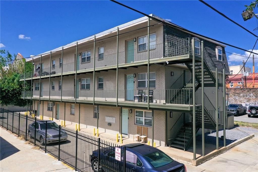 1417 Annunciation Street G — photo