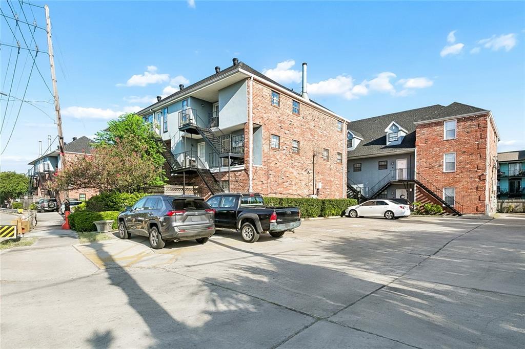 3629 Ridgelake Drive 33 — photo