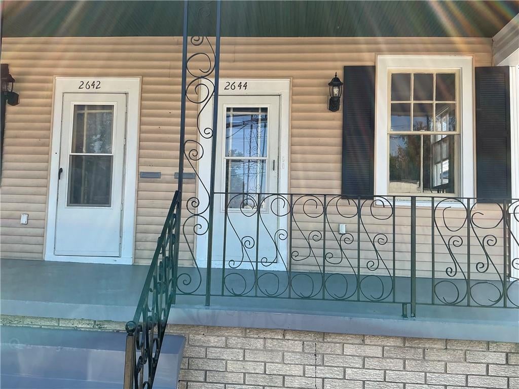 2644 Banks Street 2644 — photo