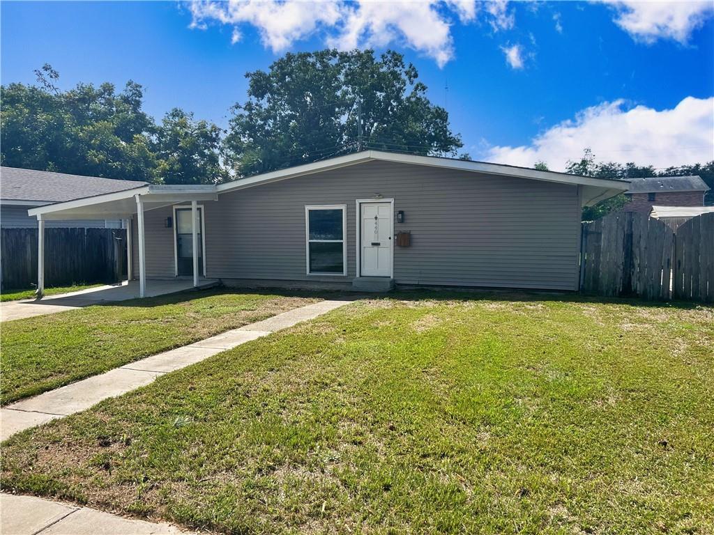 440 W Butterfly Circle — photo