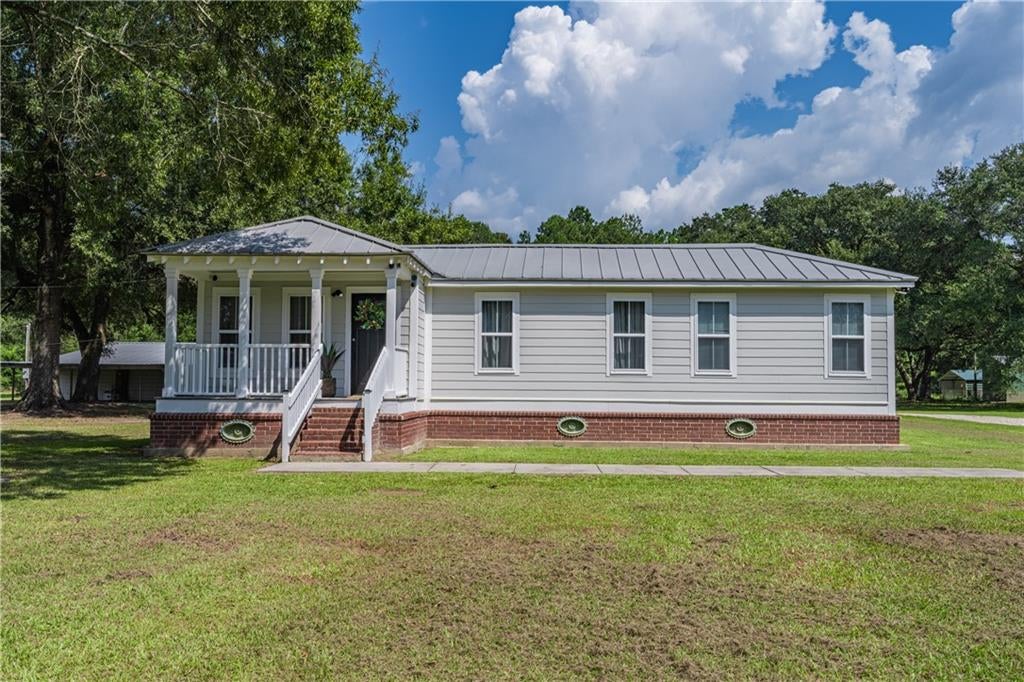 44292 Doc Hyde Road — photo