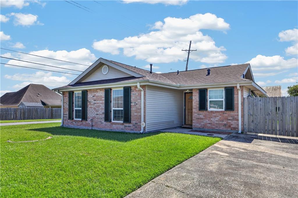 2701 Bayou L'Ours Court — photo