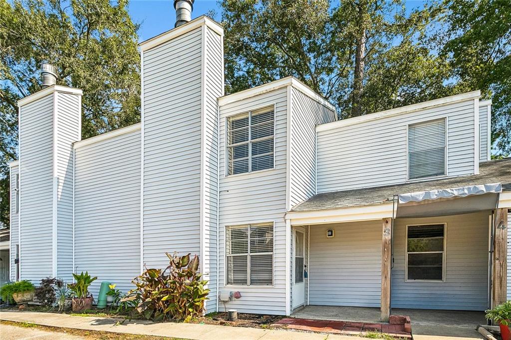 724 Heavens Drive 3 — photo