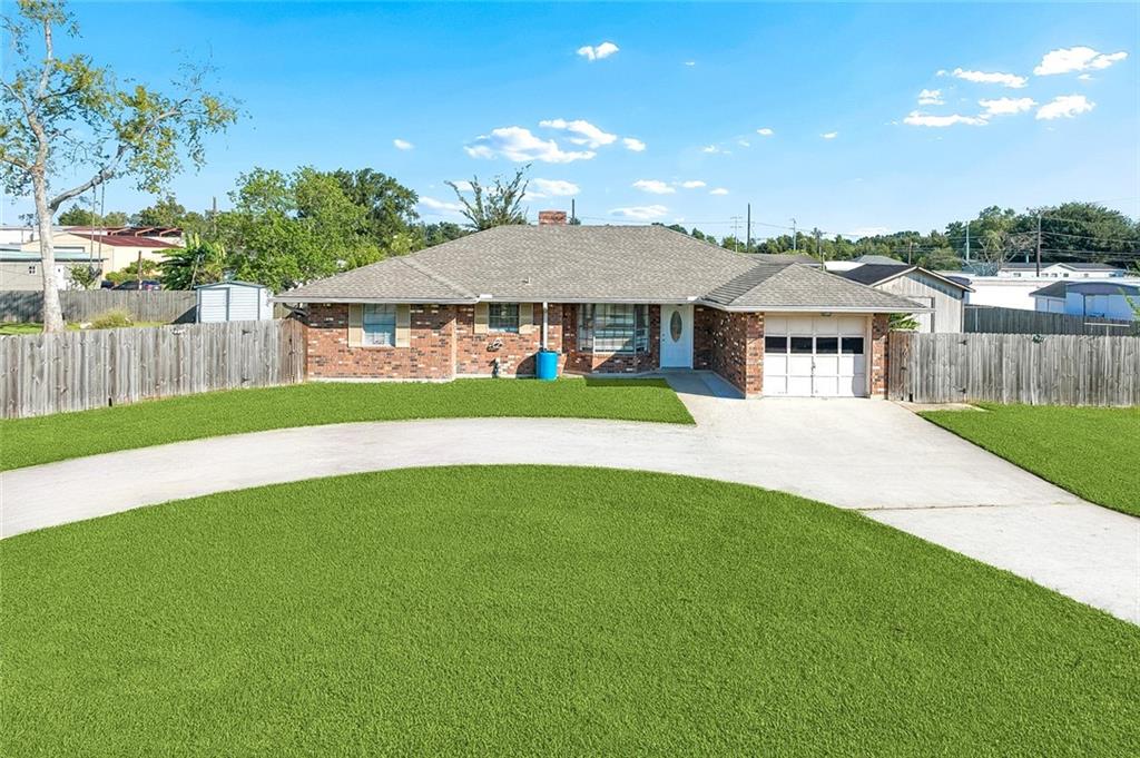 121 Kathy Drive — photo