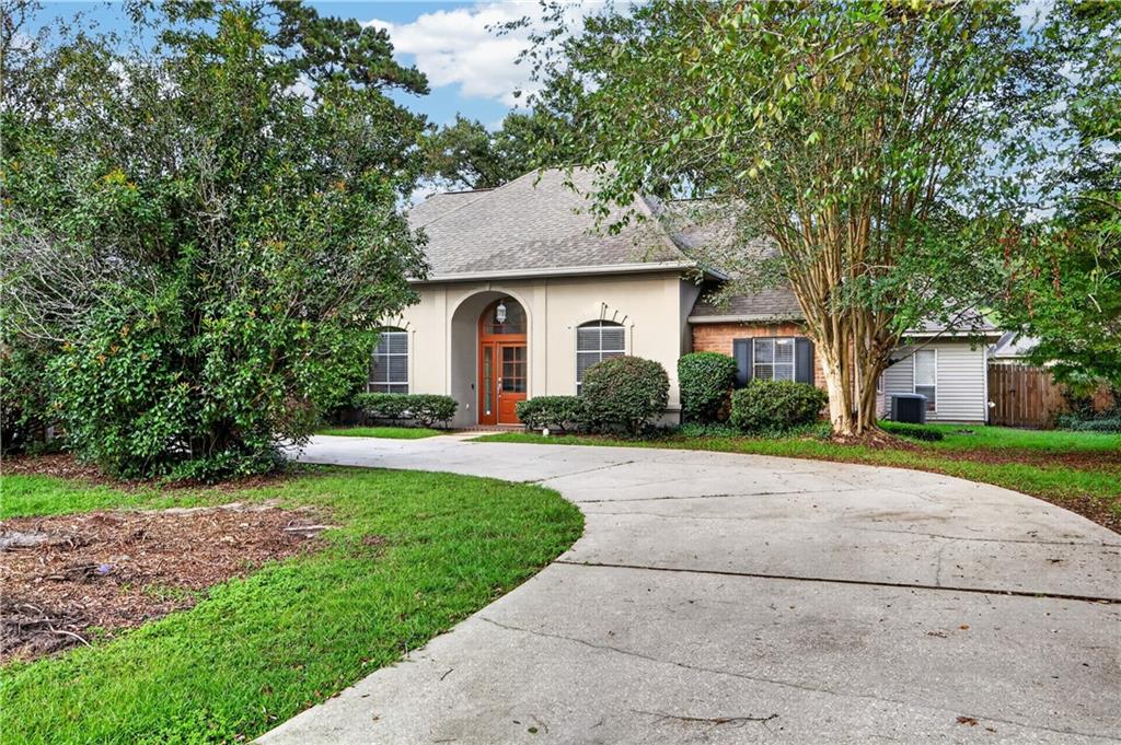 32 Laurel Oak Drive — photo