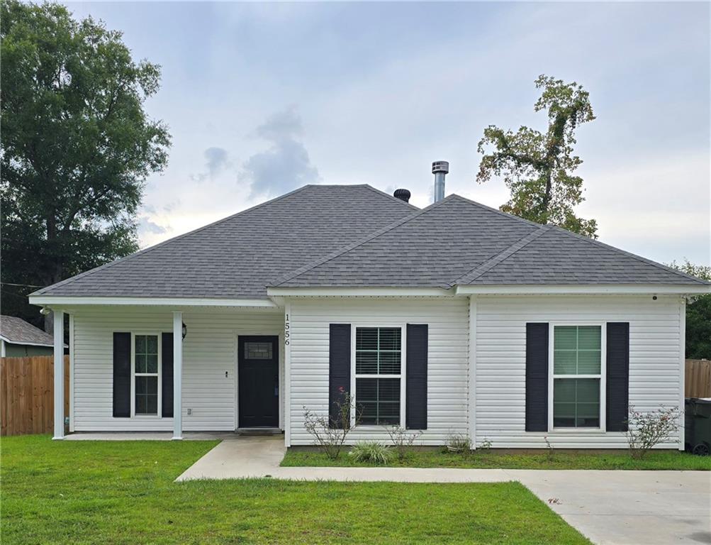 1556 Live Oak Street — photo
