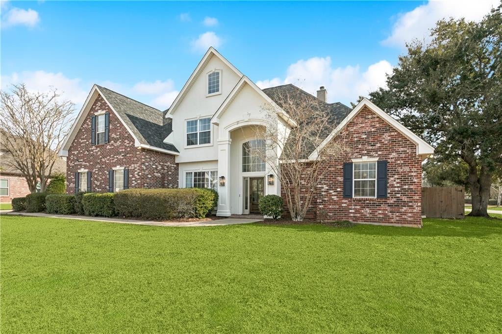 553 Evergreen Drive — photo