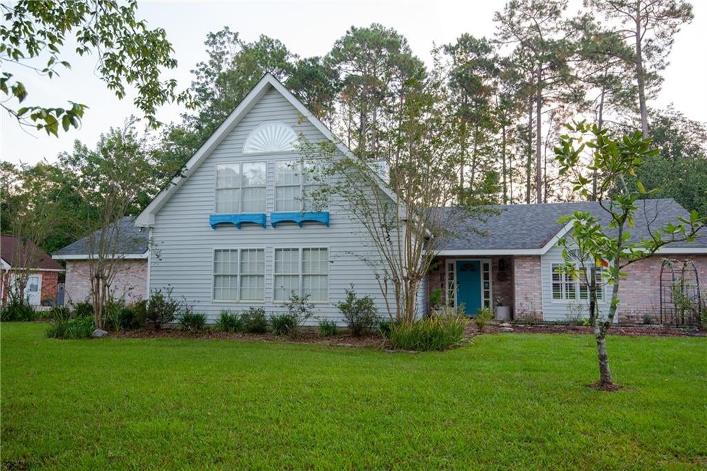 33 Cherokee Drive — photo