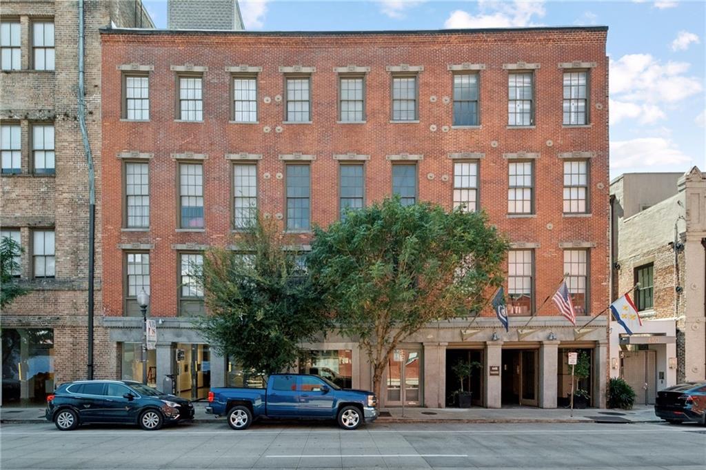 448 Julia Street 314 — photo