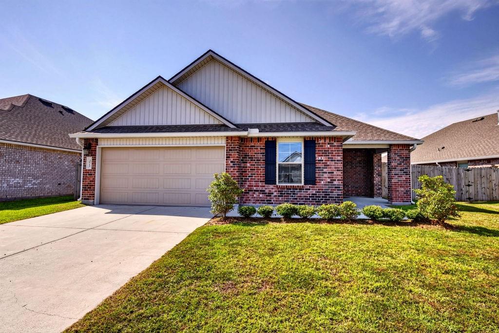 30712 Akers Way — photo