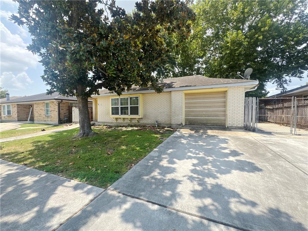 2108 Abadie Avenue — photo