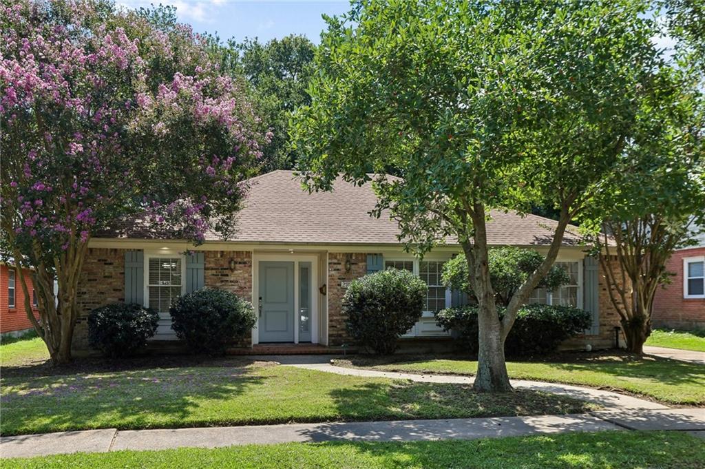 2705 Sells Street — photo