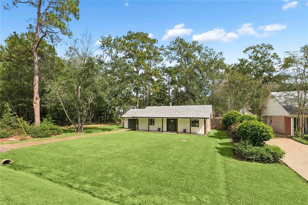 283 DEVAL Drive, Mandeville, LA 70471 — photo 2