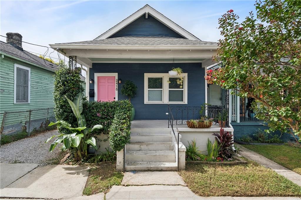 2418 Lapeyrouse Street — photo