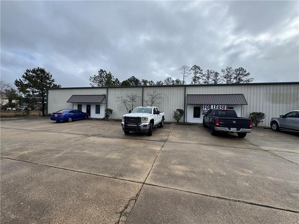 112 Production Dr Drive — photo
