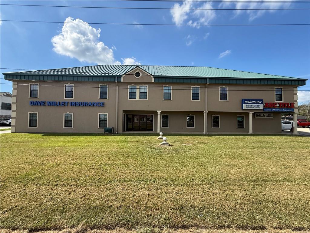 1101 W Airline Highway G — photo