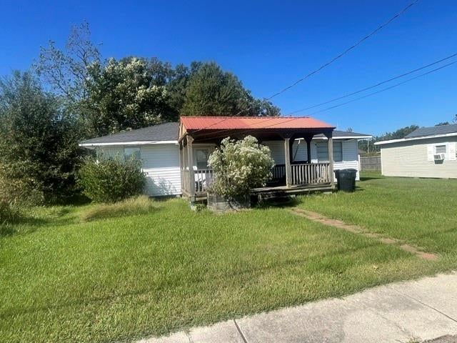 206 Oak Street — photo