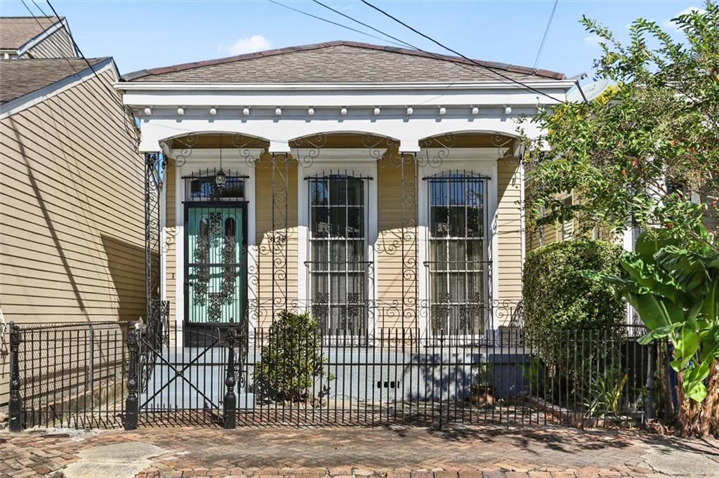 3125 Annunciation Street — photo