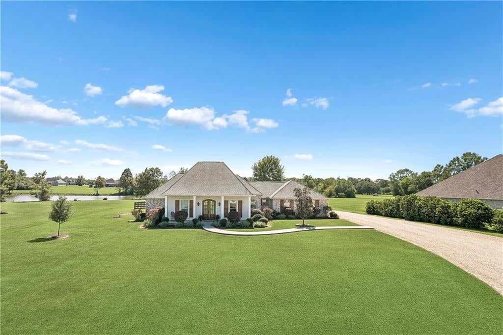 221 Highland Crest Drive — photo