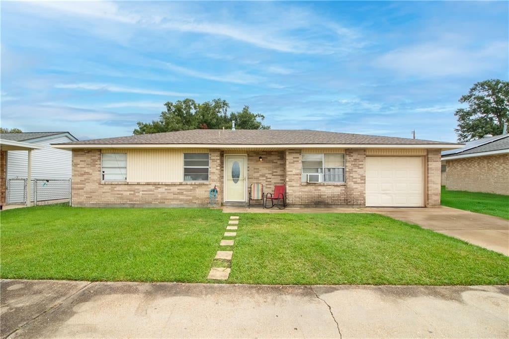 405 Fairview Drive — photo
