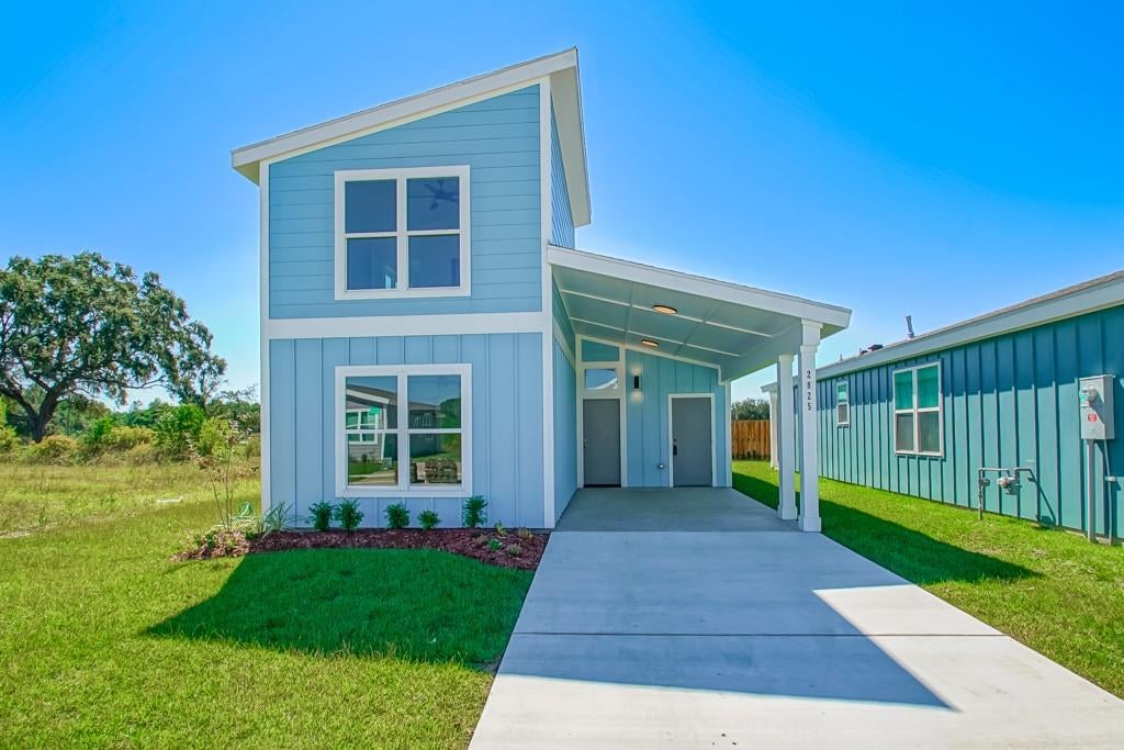 2825 Live Oak Drive — photo