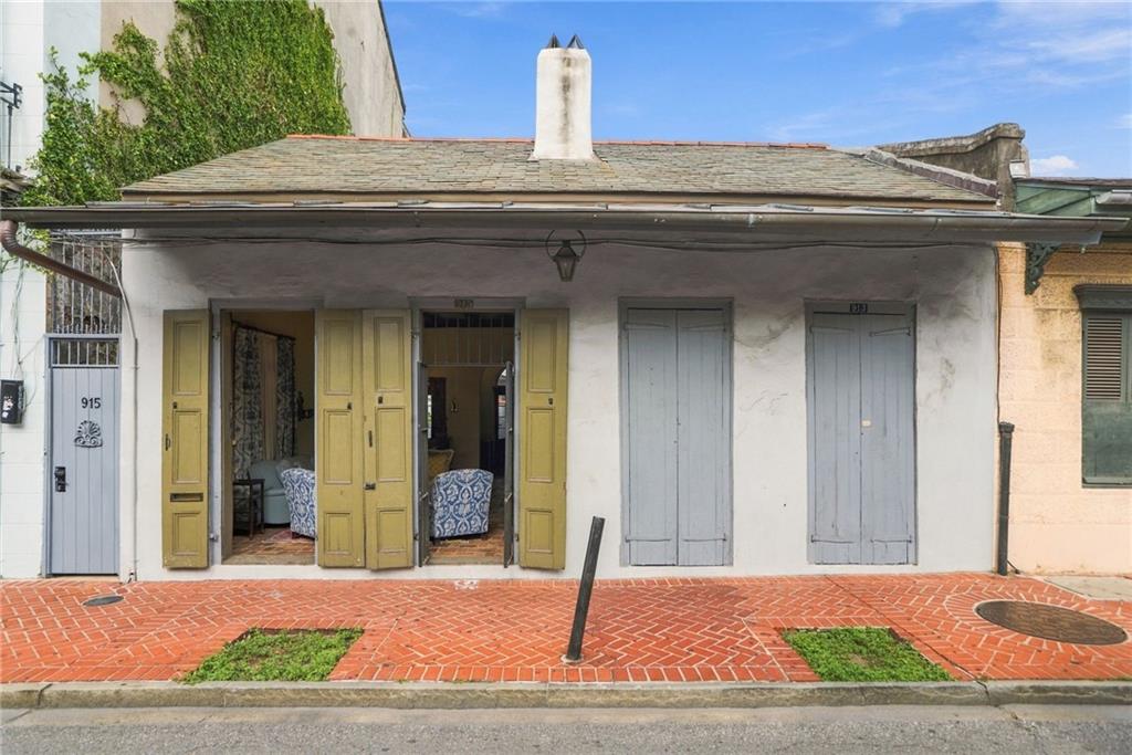 915 Toulouse Street — photo