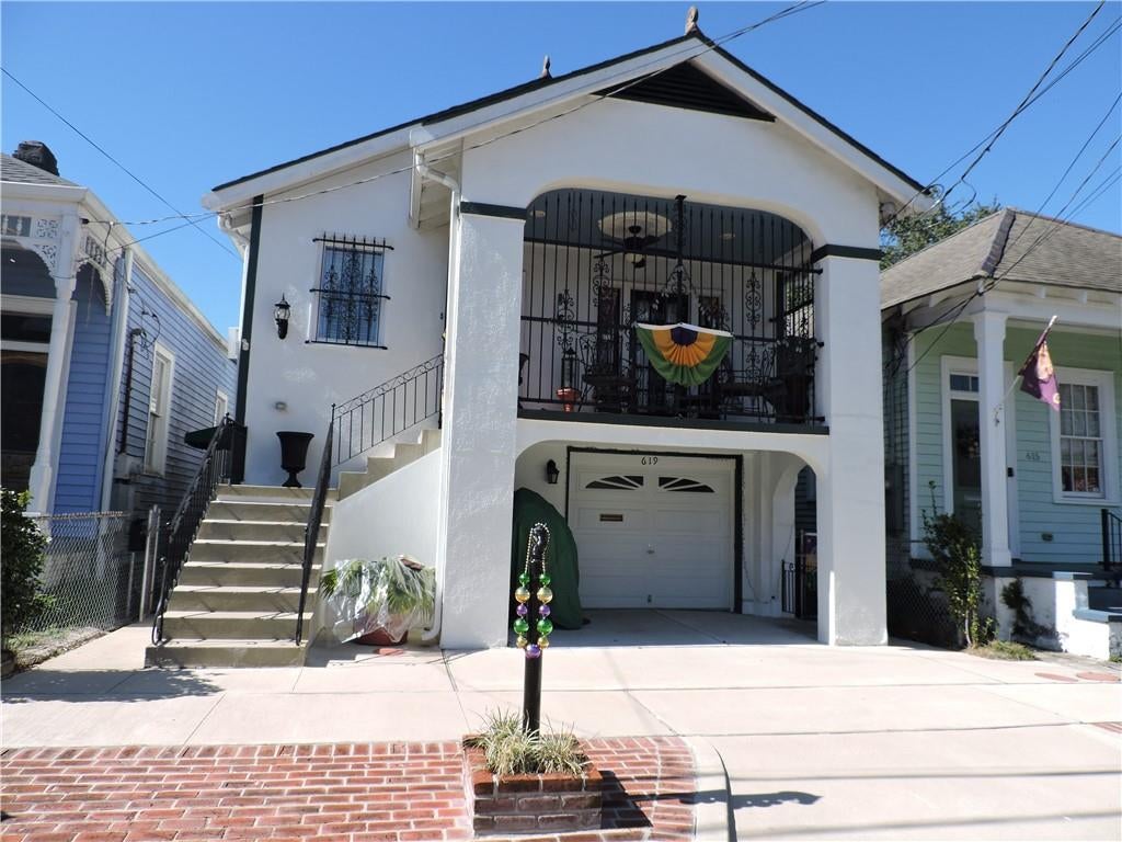 617 Olivier Street — photo