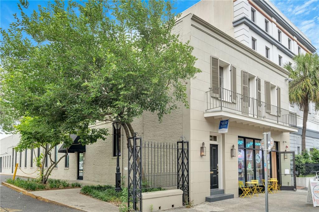 427 Esplanade Avenue 201 — photo