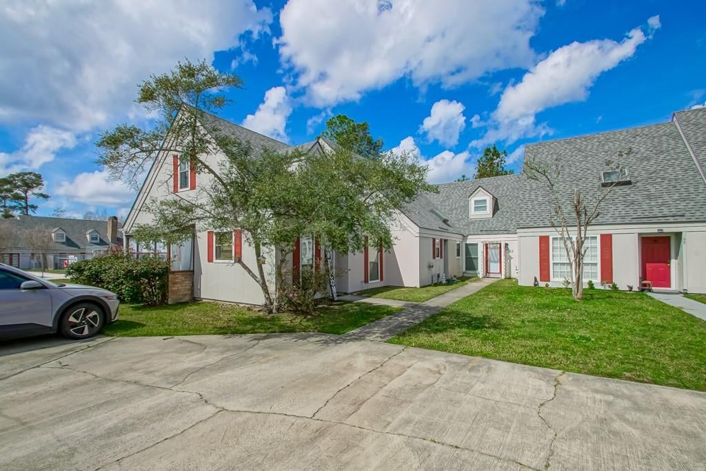 51 Hollycrest Boulevard 51 — photo