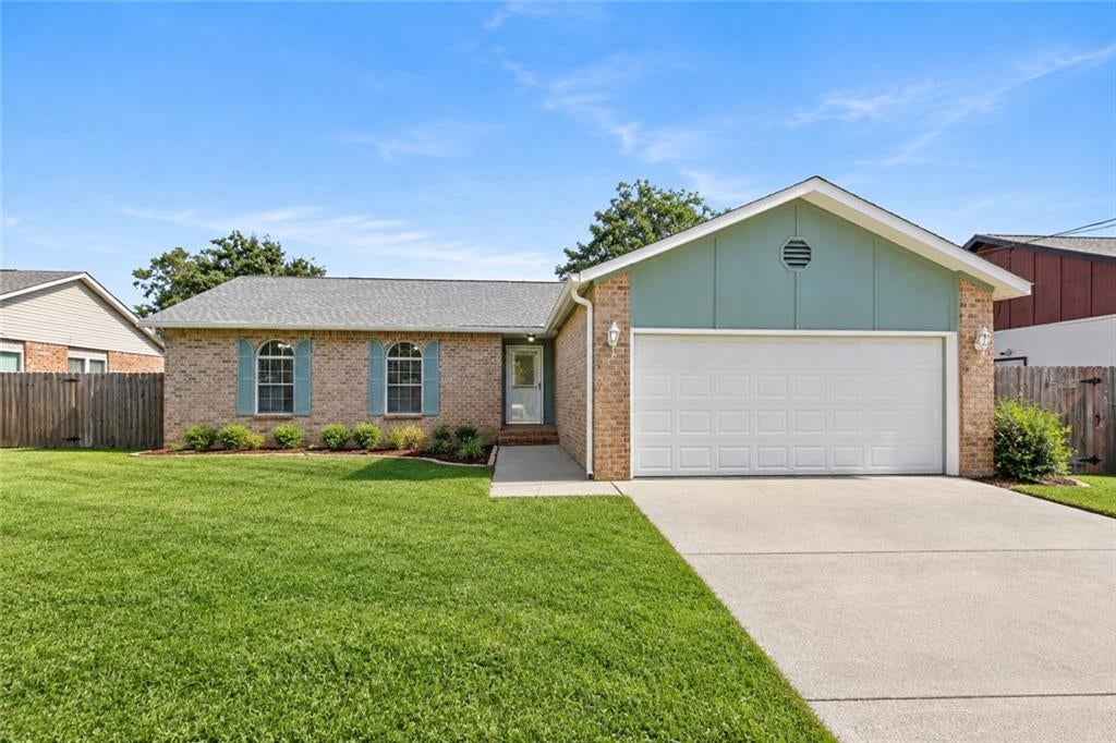 146 Greencrest Drive — photo