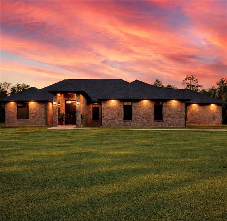 23708 Hutchinson Road — photo