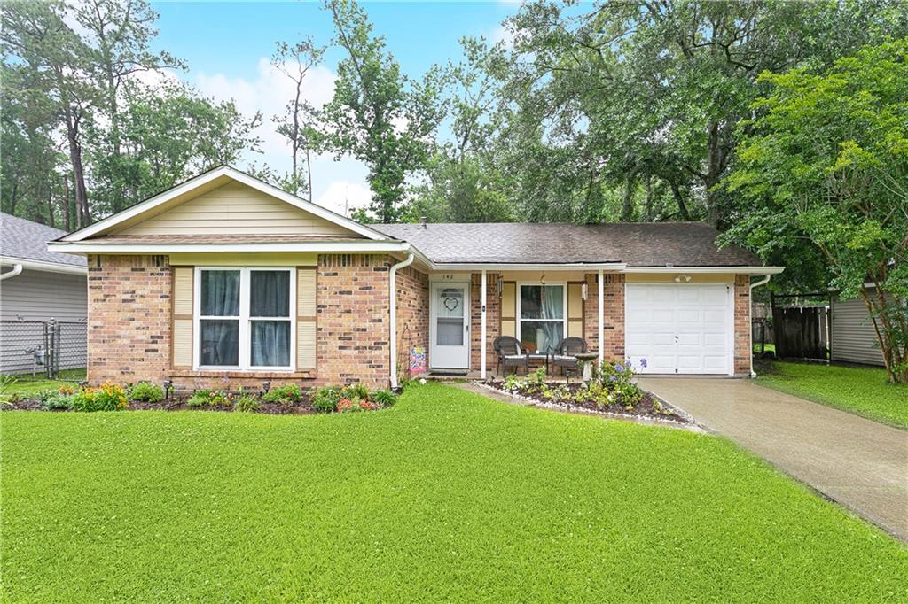 142 Northwood Drive — photo