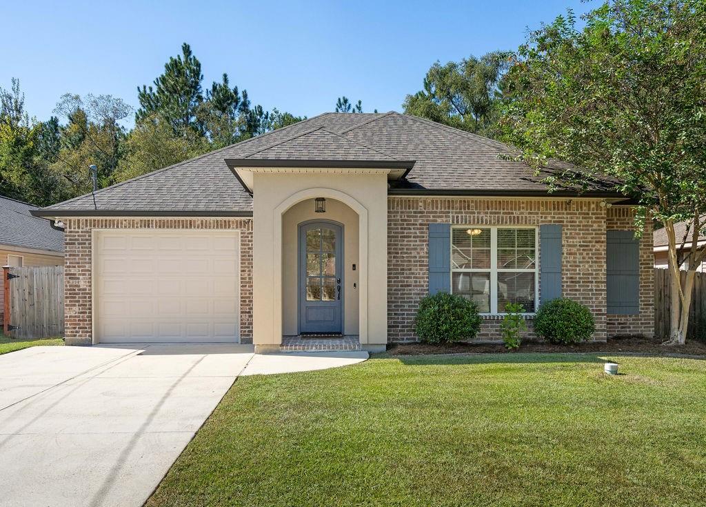 70203 10th Street — photo