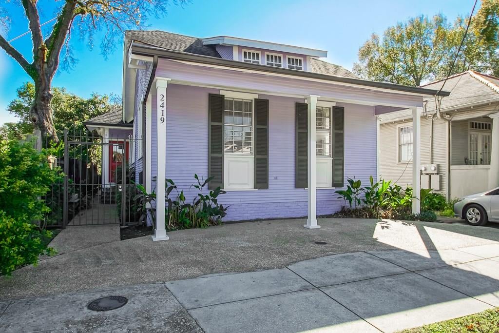 2419 Lowerline Street — photo