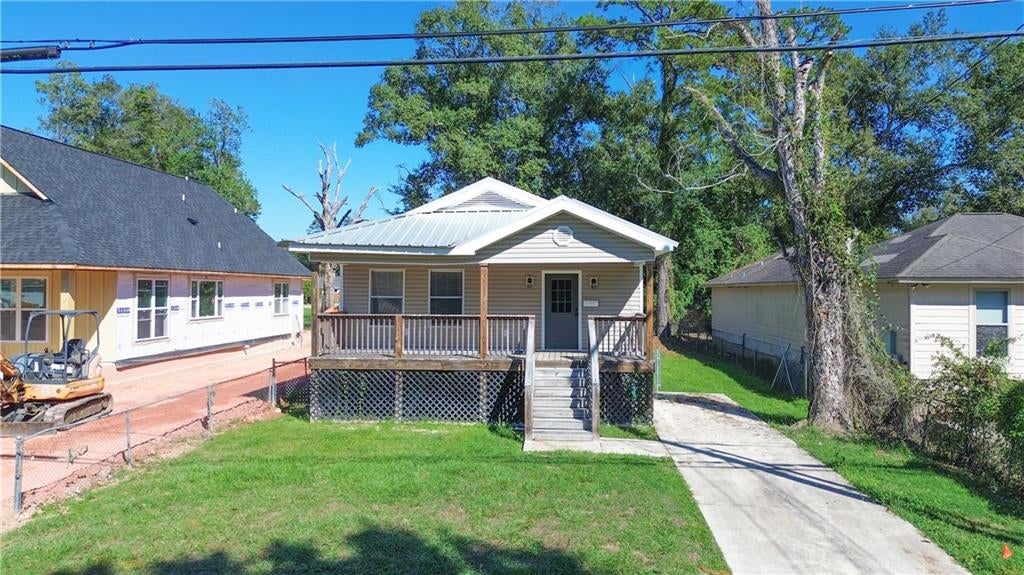 705 S Cypress Street — photo