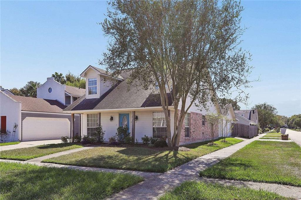 10712 Erin Vale Avenue — photo