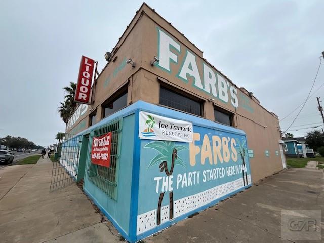 4302 Broadway Street — photo