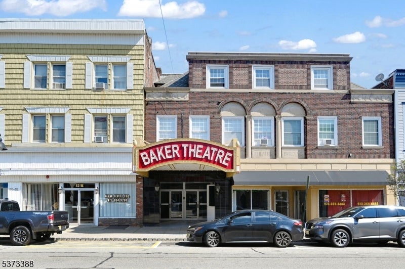 39 W Black Well St Abcde — photo