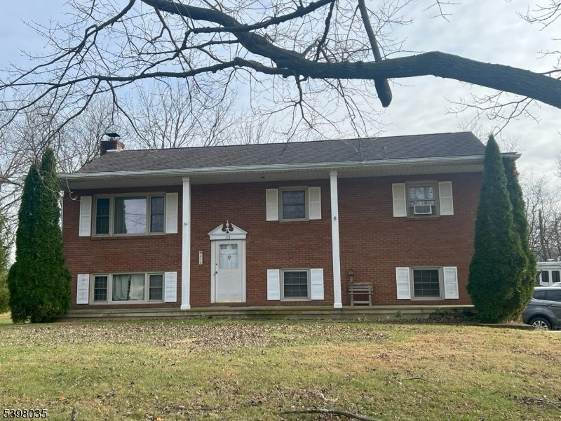 215 Anderson Rd — photo