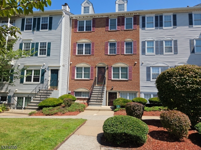 6 Rutgers Drive, Newark, NJ 07103