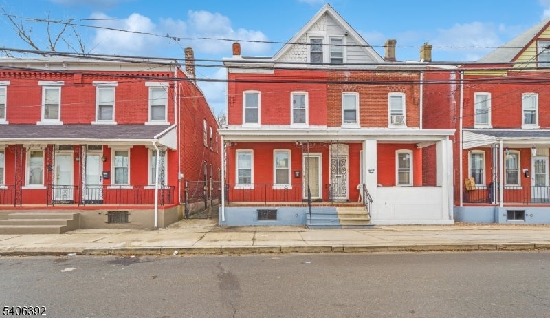 21 Short Street — photo