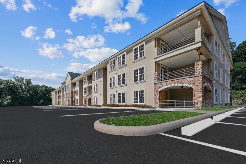 301 Fischer Ct 301 — photo