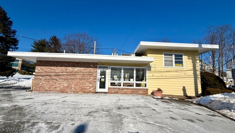 3510 US Highway 46 — photo