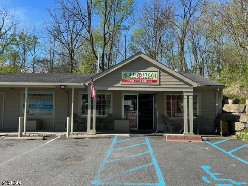 435 Hope-Blairstown Rd (521) — photo