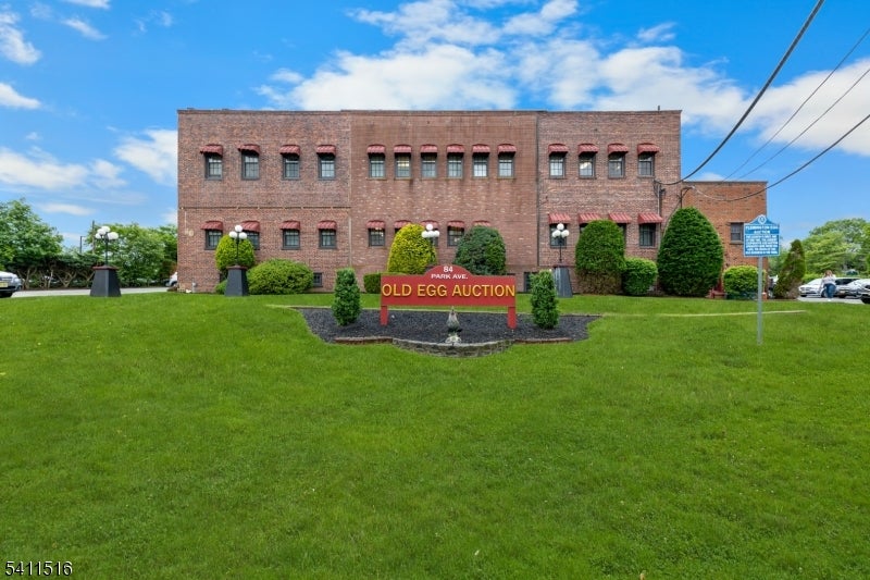 84 Park Ave Unit B104 — photo