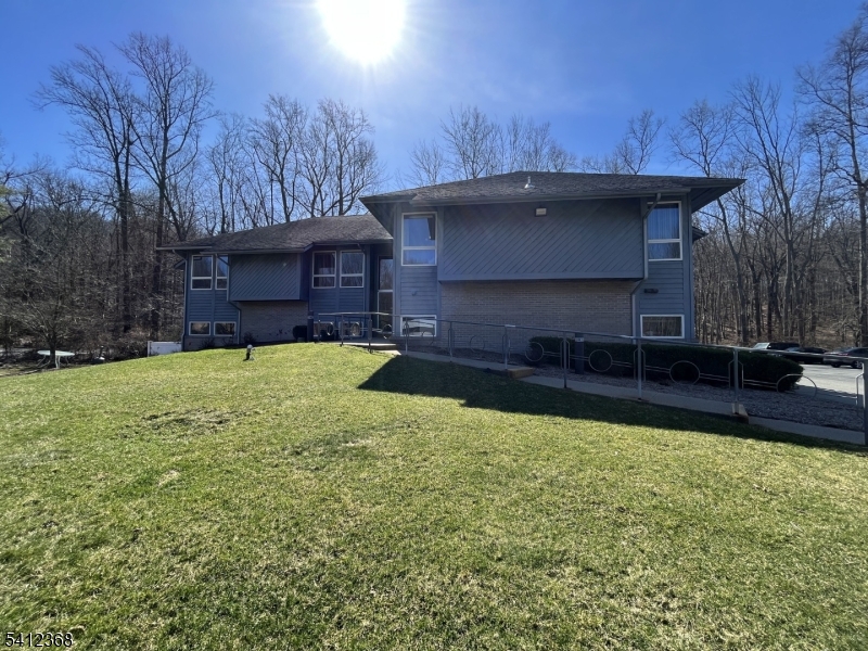 280 Newton Sparta Road — photo