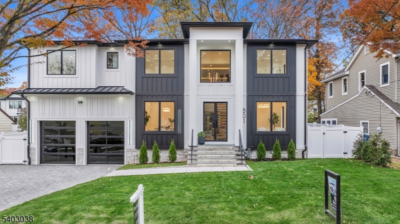 801 Godwin Road, Paramus, NJ 07652