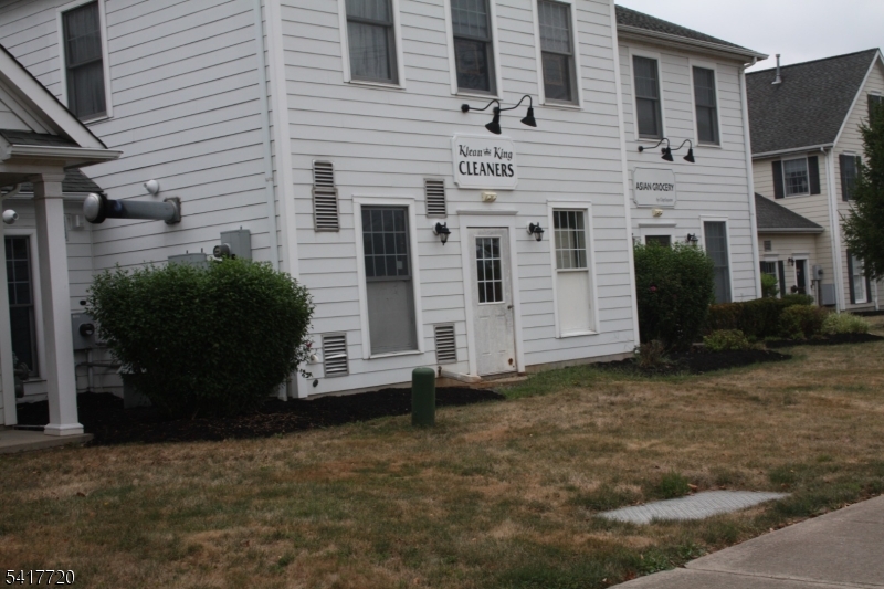 378 Route 518 — photo